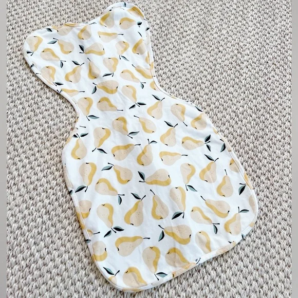 Love to Dream Swaddle Up Sleep Sack 1.0 TOG Pears Sm Sleeveless Two-Way Zip nwot - Picture 5 of 5